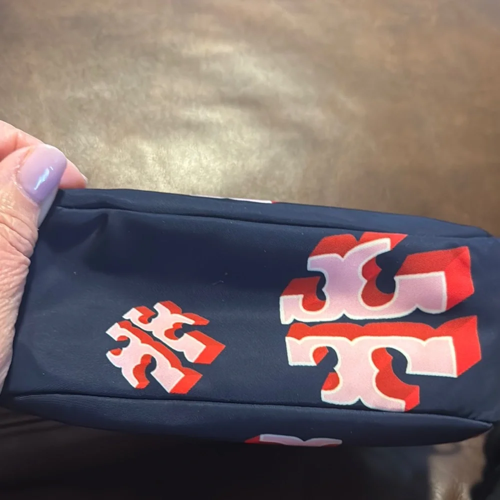 EUC Authentic Tory Burch Navy and Pink logo Cosmetic Bag - Picture 5 of 10